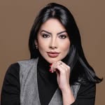 Dra. Adriene Sellos